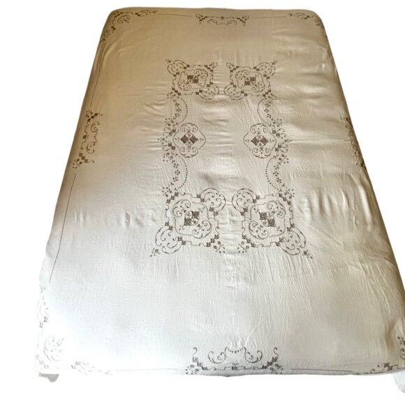 Hand Embroidered Beige Linen Tablecloth & 6 White Napkins Cut Outs - Picture 6 of 16